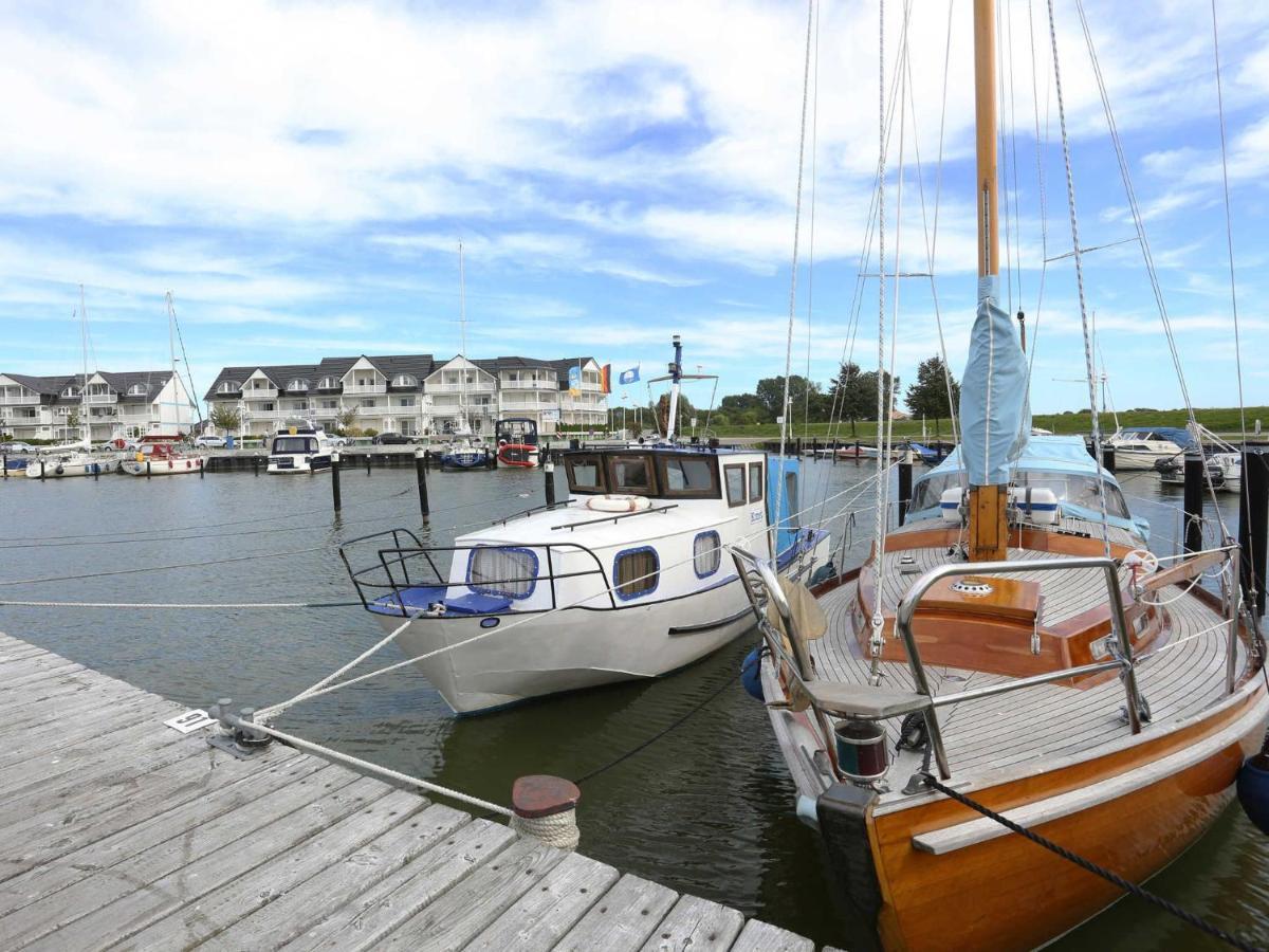 Hochwertige Direkt Am Hafen Mit Balkon Apartment
